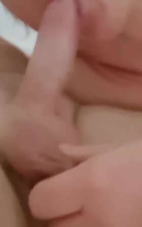 Vidéos de sextapes : Je le suce encore 