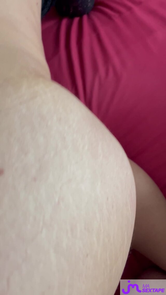 Vidéo de sextapes : J’adore la levrette 😛