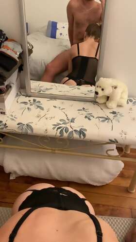 Vid&eacute;os de sextapes : Coquine en lingerie