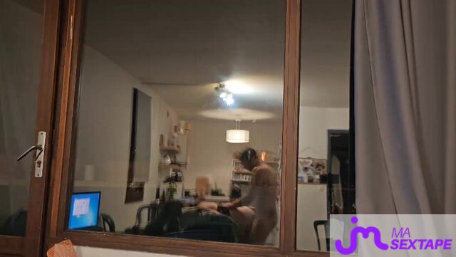 Vidéo de sextapes : Sur la table 