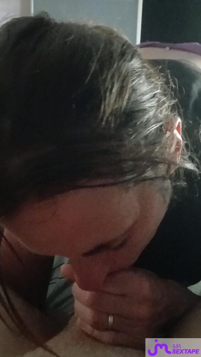 Vidéo de sextapes : Ma femme suceuse🫦👅🥒