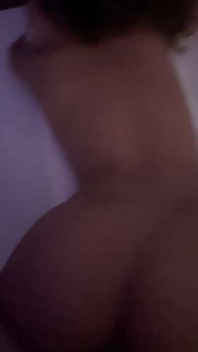 Vid&eacute;os de sextapes : Une amie portugaise