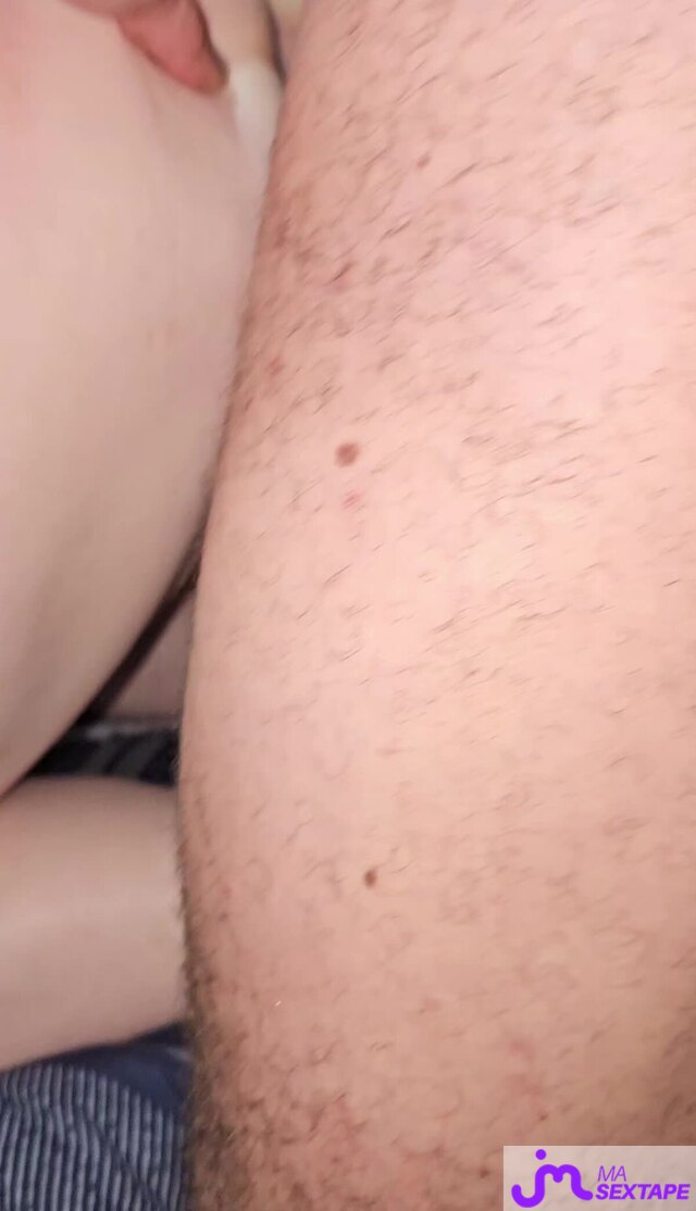 Vidéo de sextapes : Bien baveuse