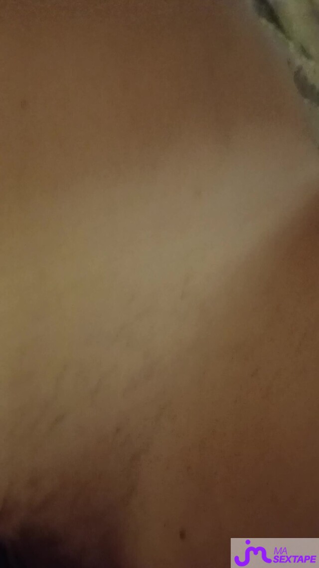 Vidéo de sextapes : J AIME QUAND IL ME PREND